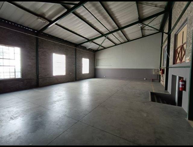 INDUSTRIAL PROPERTY TO RENT IN HALFWAY HOUSE